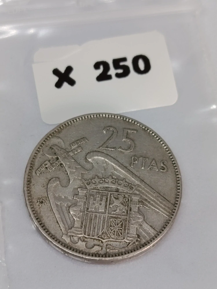 Španělsko 25 pesetas, 1957 59 inside the star