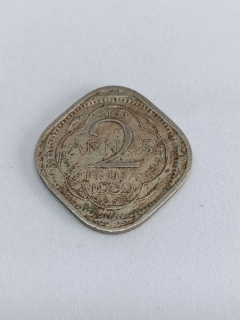 Britská Indie 2 annas, 1939 Fleur-de-lis on the crown cross semi arc Mincovna "•" - Bombaj